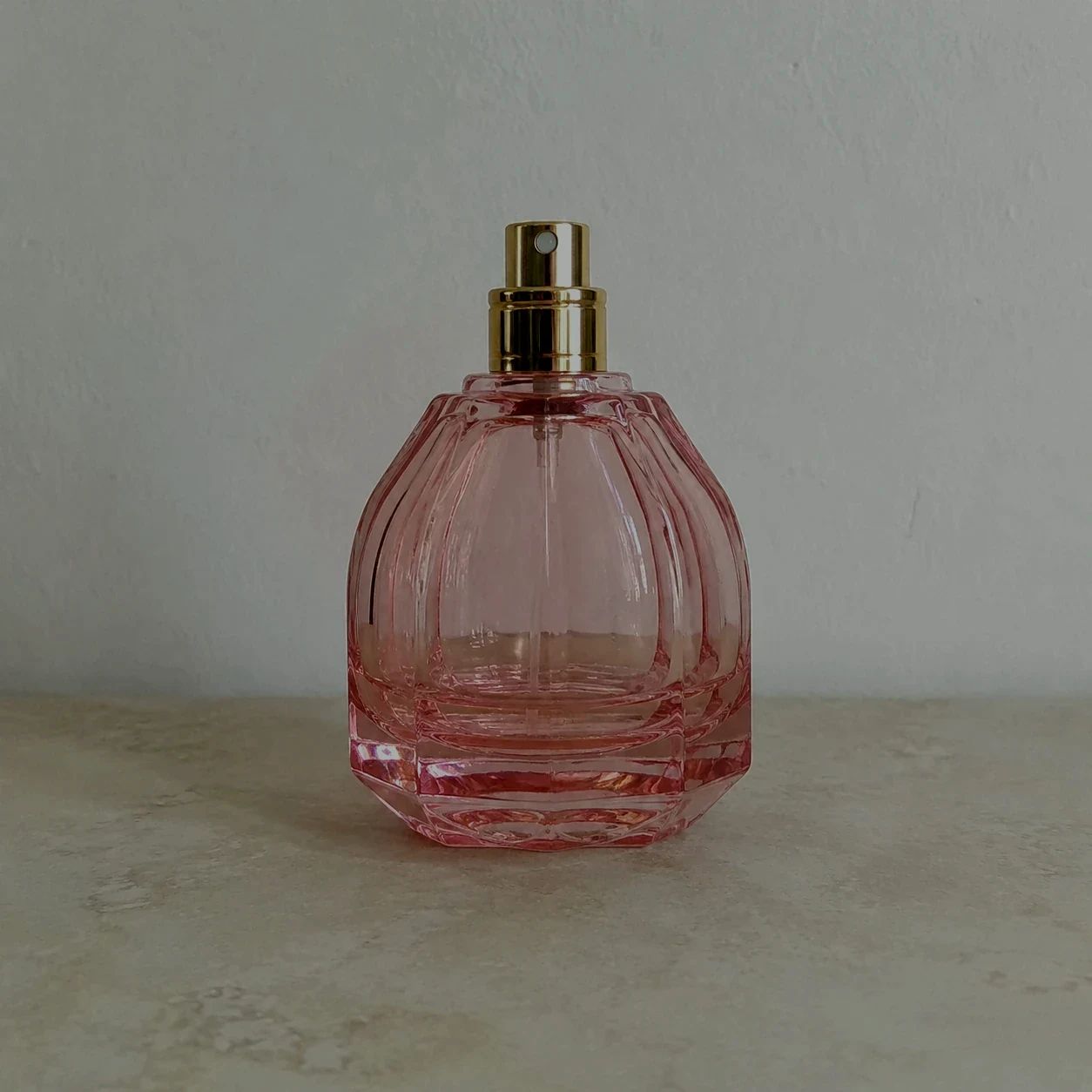 Perfume lighting optimization source image