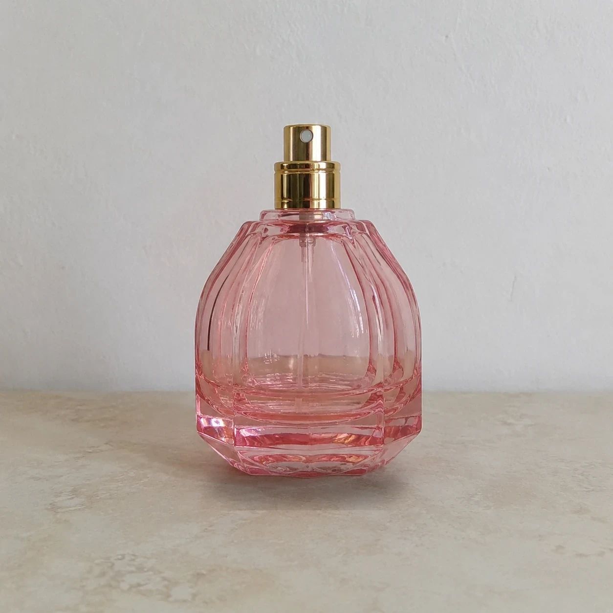 Perfume shadow generation edited result